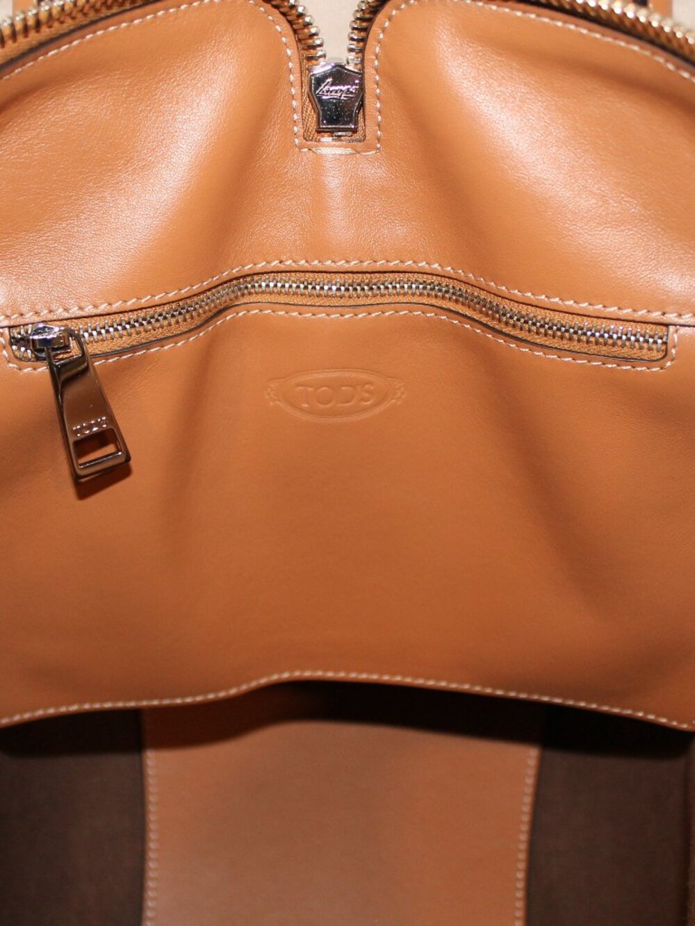 Tod's Di Swing Shopping Tote - Picture 11 of 16